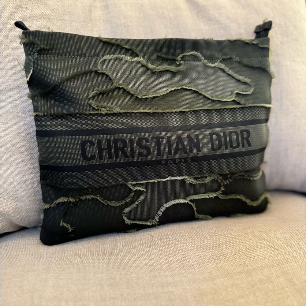 CHRISTIAN DIORCanvas Embroidered CamouflageMedium Diordouble Zip Pouch Green
